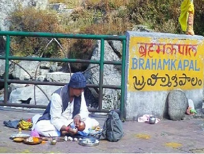 Day 5: Guptkashi ? Badrinath  {207 kms & 6� Hrs}