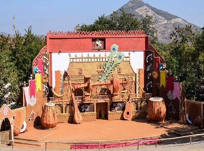 Day 07 : Bhuj � Full-Day Tour of the Banni Tribal Villages