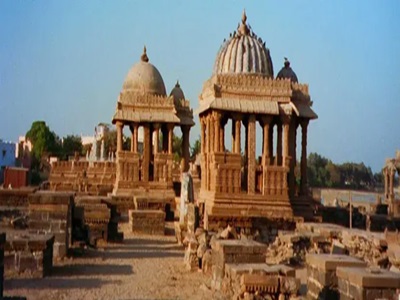 Day 3: Bhuj � Local Villages � Black Hill � White Rann {250km & 5Hrs}